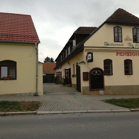 Penzion Na Jizdarne Stary Plzenec Ngoại thất bức ảnh