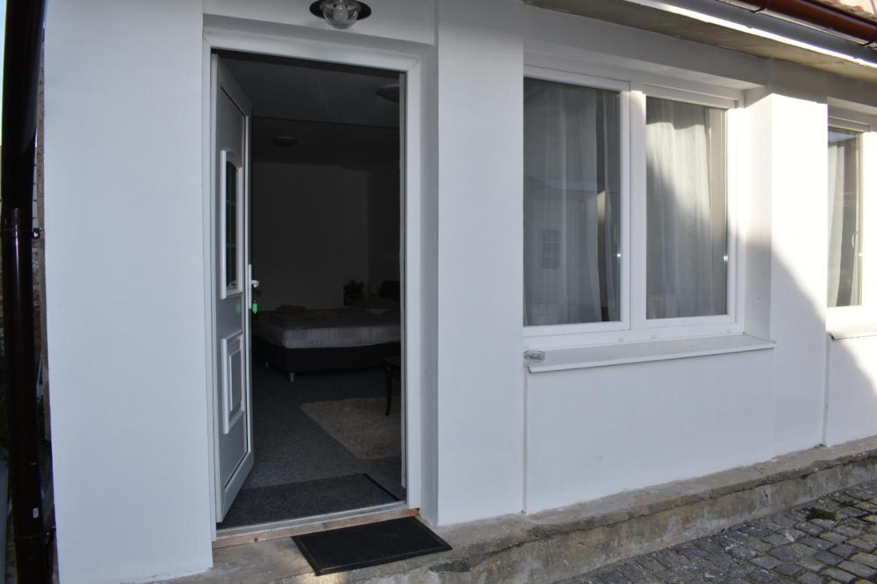 Penzion Na Jizdarne Stary Plzenec Ngoại thất bức ảnh